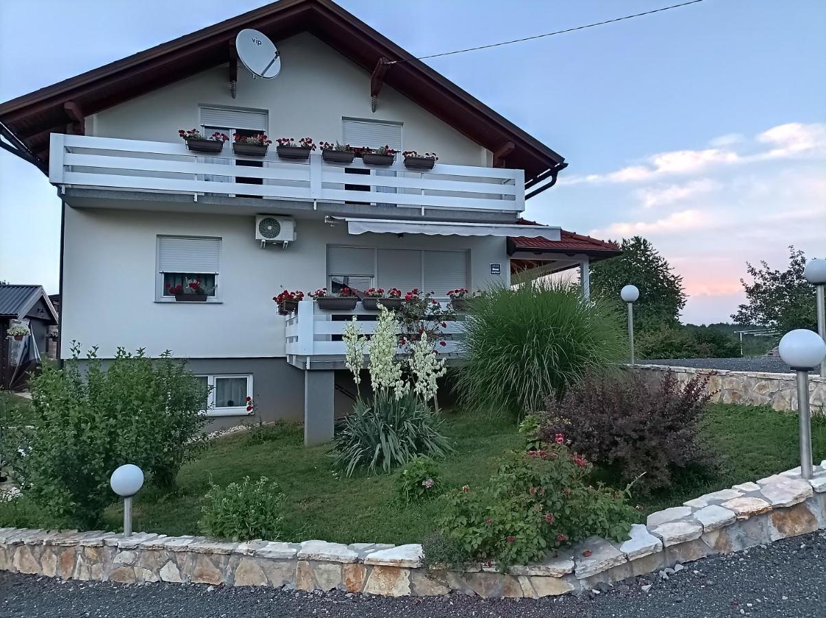 M&S&N Appartement Grabovac  Buitenkant foto