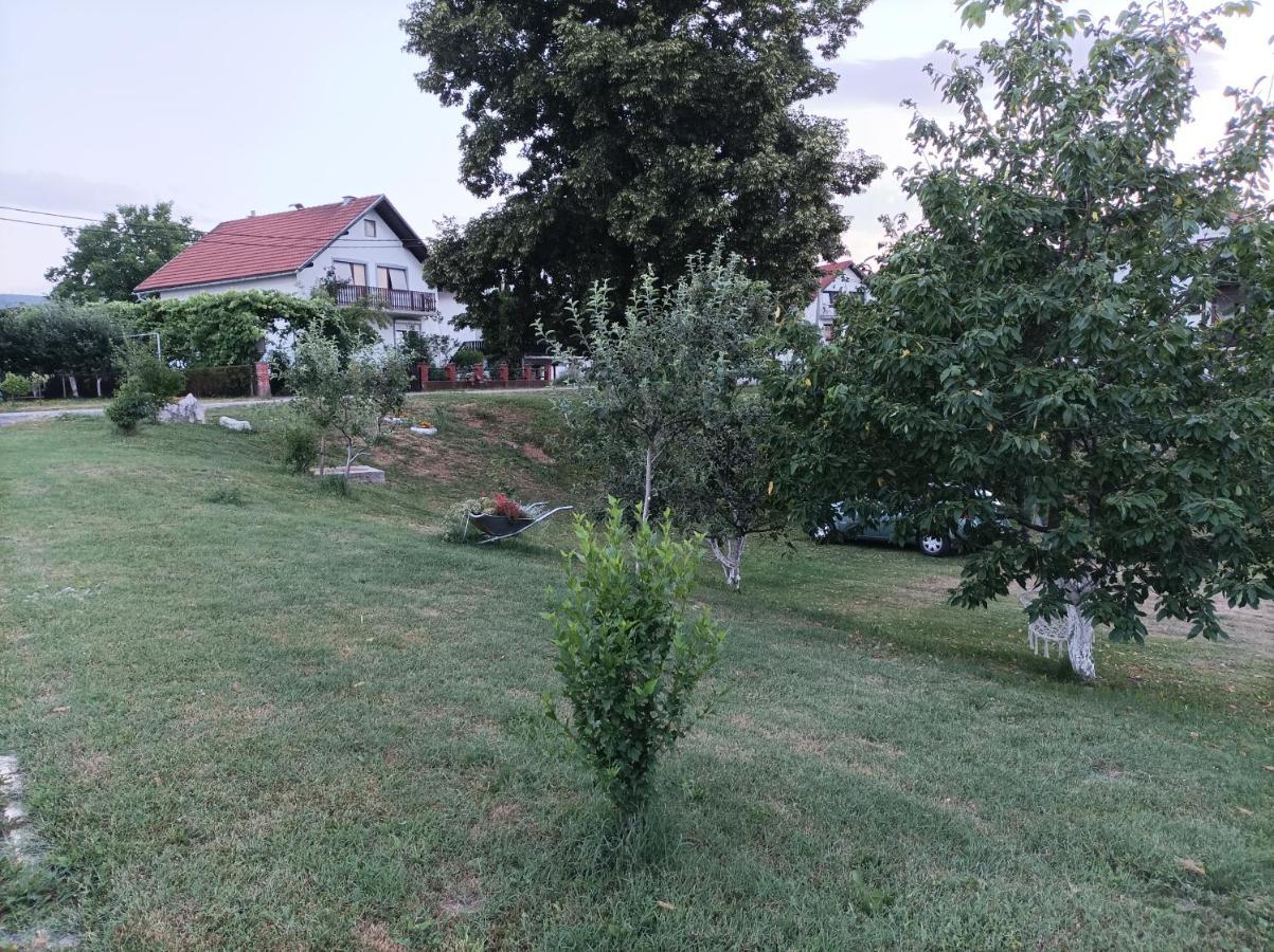 M&S&N Appartement Grabovac  Buitenkant foto