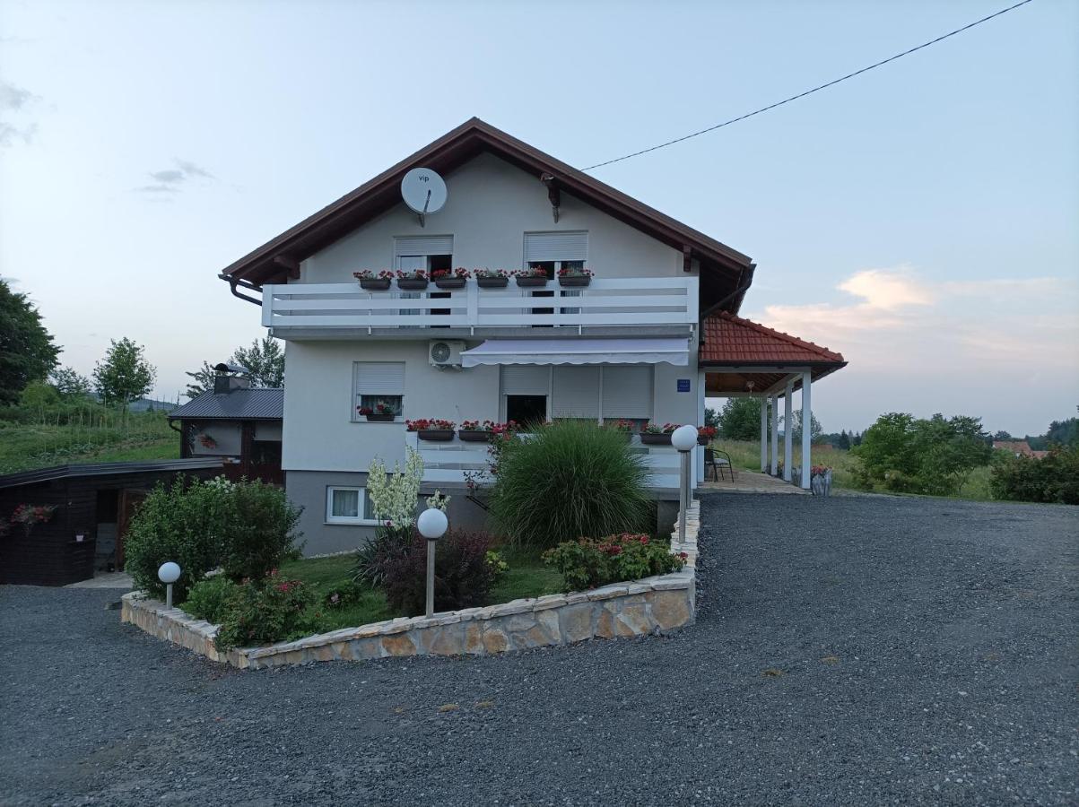 M&S&N Appartement Grabovac  Buitenkant foto