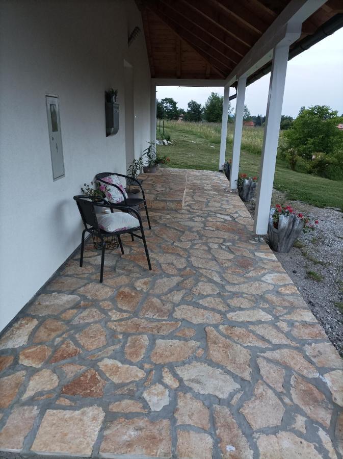 M&S&N Appartement Grabovac  Buitenkant foto